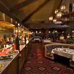 Little America Hotel Flagstaff 